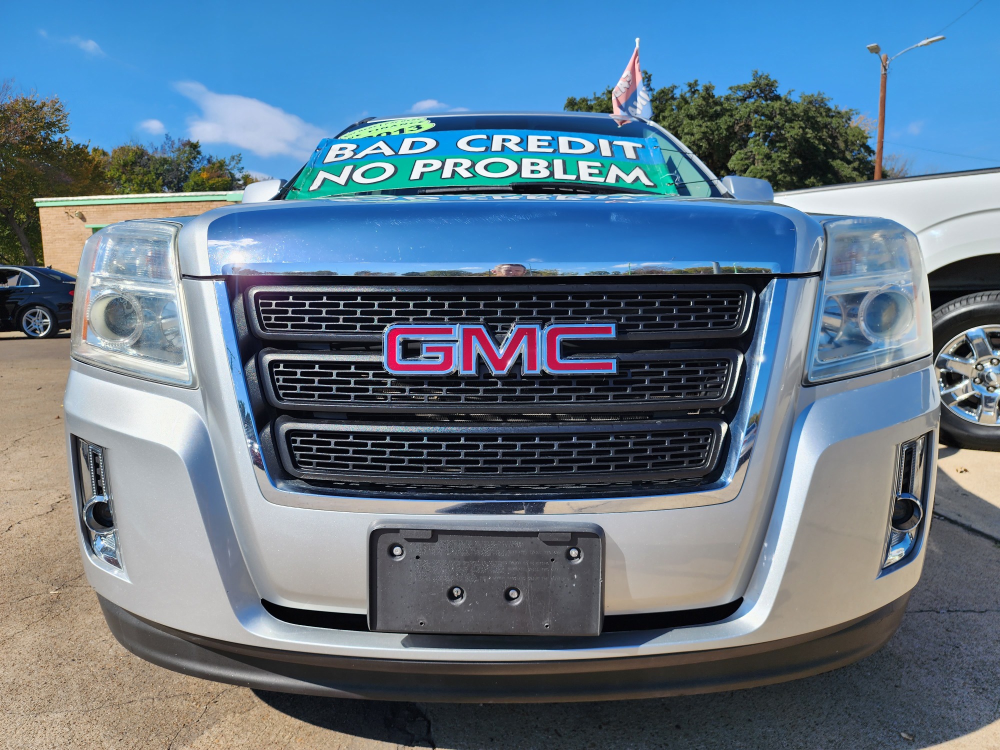2013 SILVER GMC Terrain SLT (2GKALUEK0D6) with an 2.4L L4 DOHC 16V FFV engine, 6-Speed Automatic transmission, located at 2660 S.Garland Avenue, Garland, TX, 75041, (469) 298-3118, 32.885387, -96.656776 - Photo #9